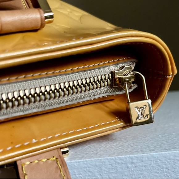 Louis Vuitton Vernis Houston Noisette - Zip Tote - Picture 11 of 12